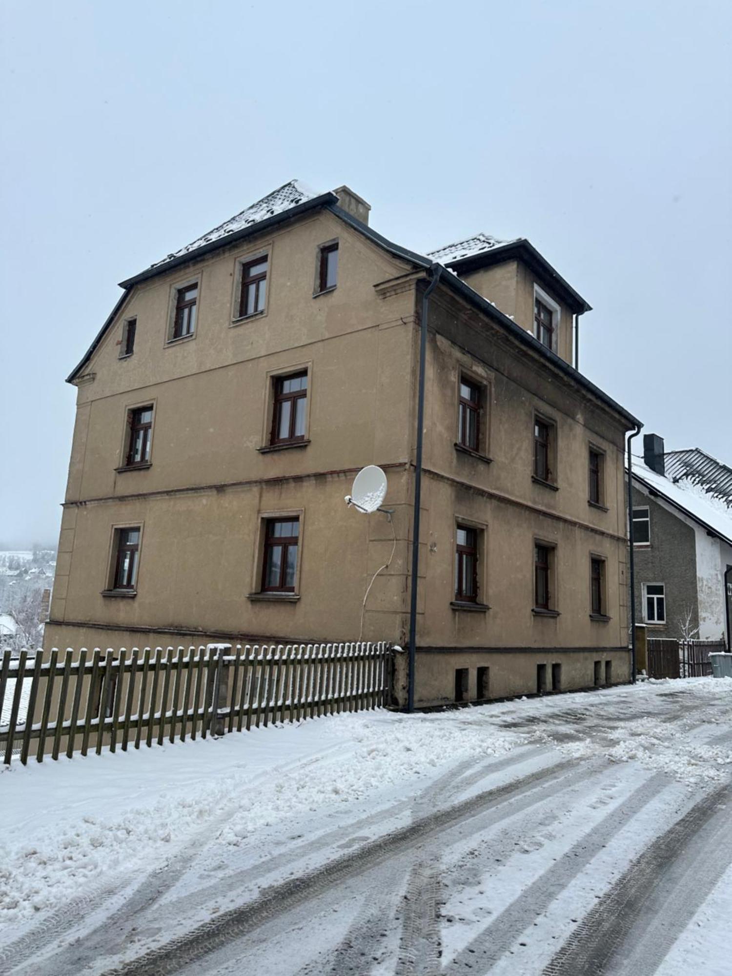 Bytovy Dum Na Horach Vejprty Exterior photo